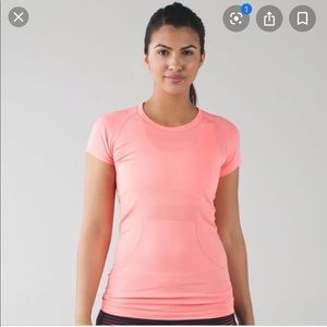 Lululemon swiftly tech short sleeve